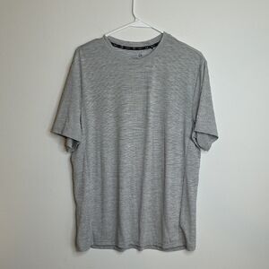GAP Fit Light Gray Men's Short Sleeve Tee Sz LARGE